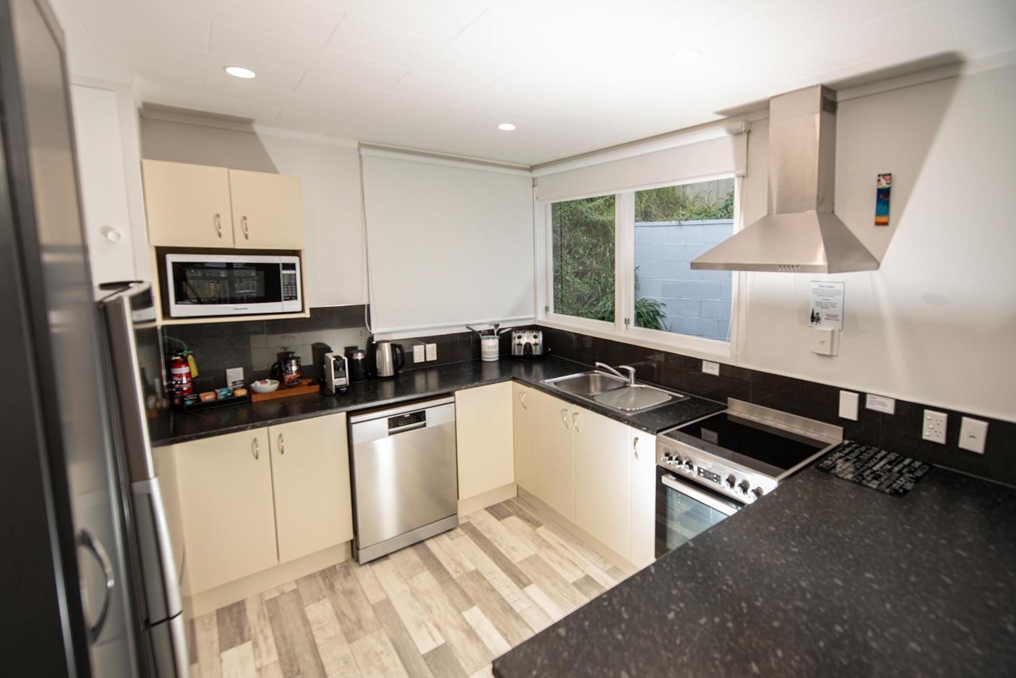 Harbour View Motel And Waterfront Apartments Tauranga Eksteriør bilde